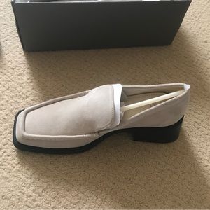 Vagabond 38, off white color, Blanca loafer